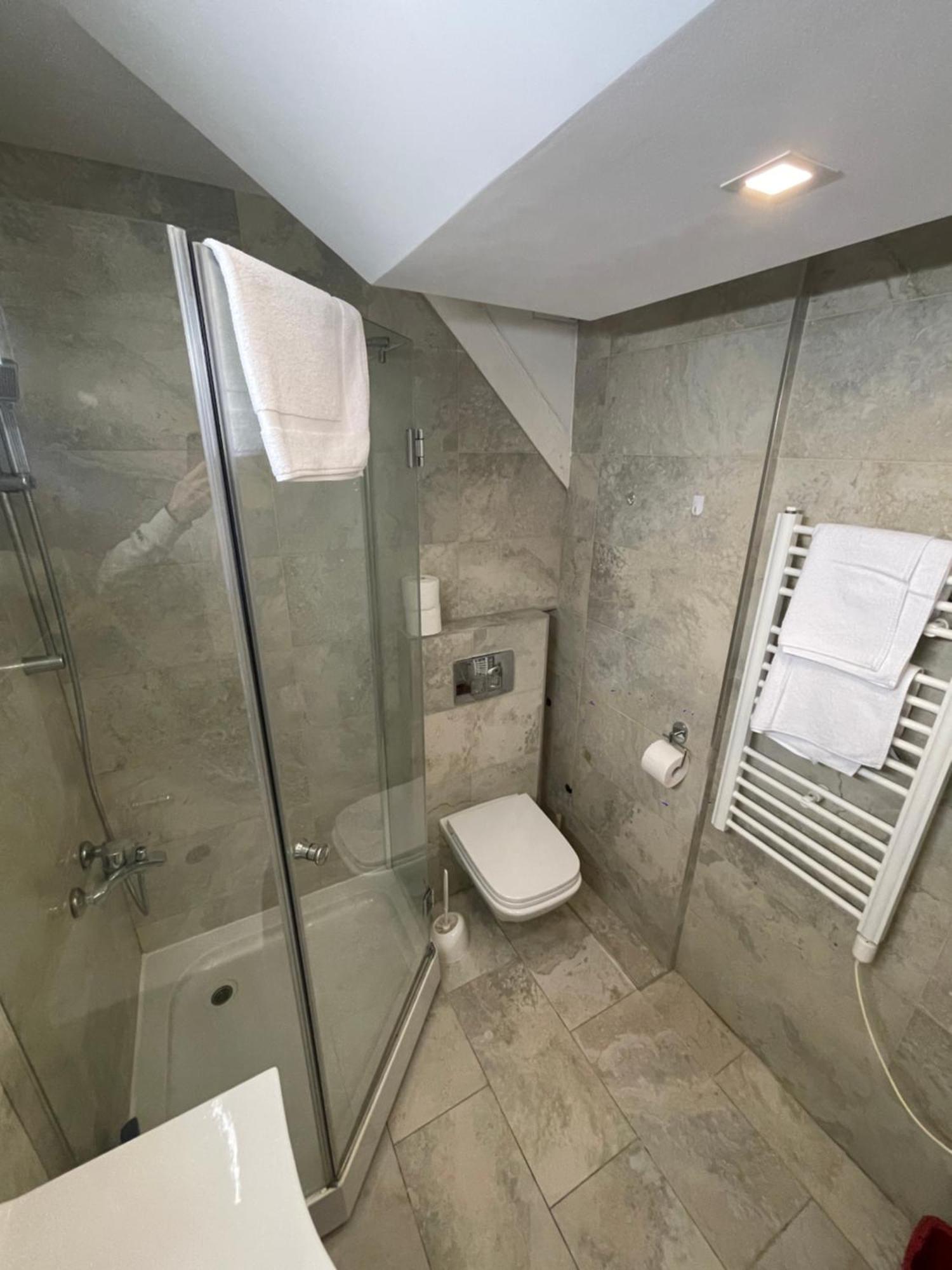 Double Bedroom Apartment In Belgrád Kültér fotó