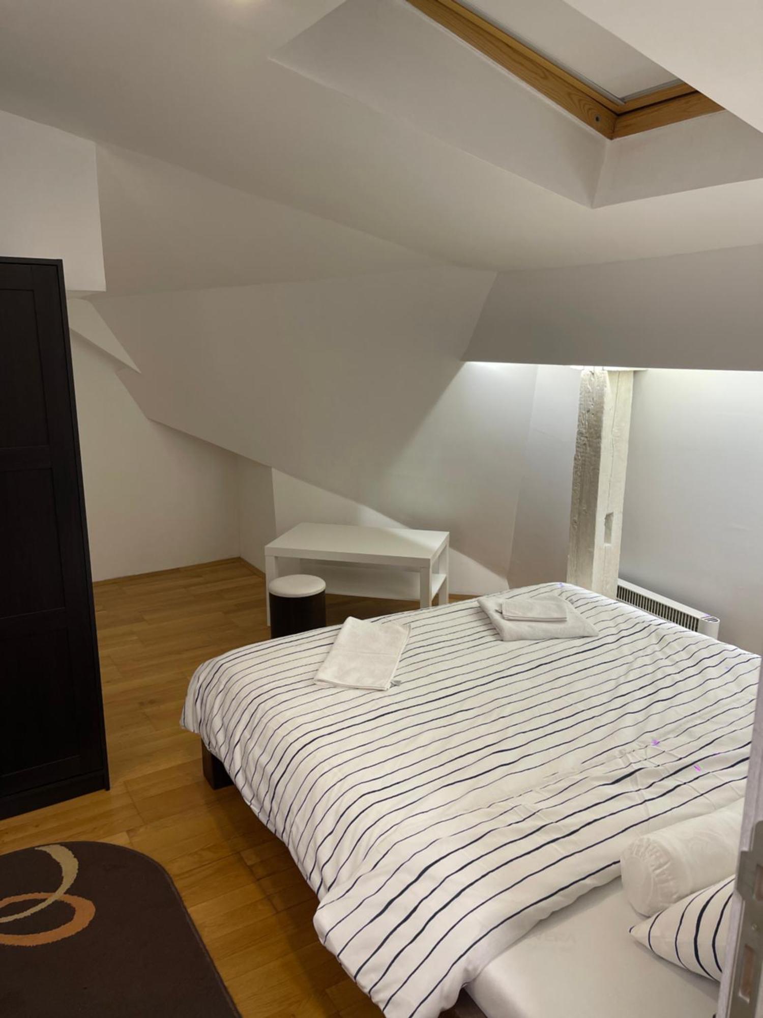 Double Bedroom Apartment In Belgrád Kültér fotó