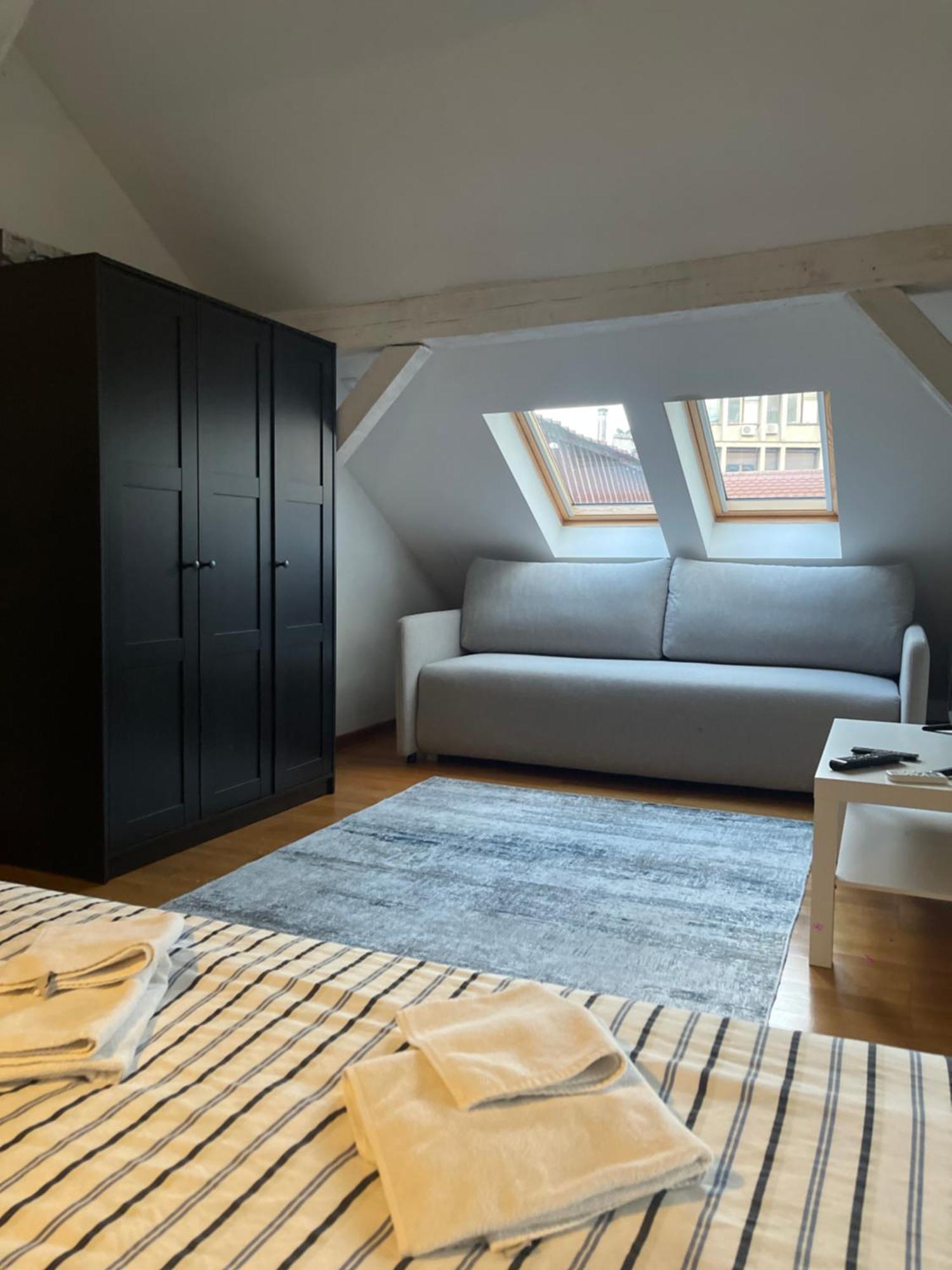 Double Bedroom Apartment In Belgrád Kültér fotó